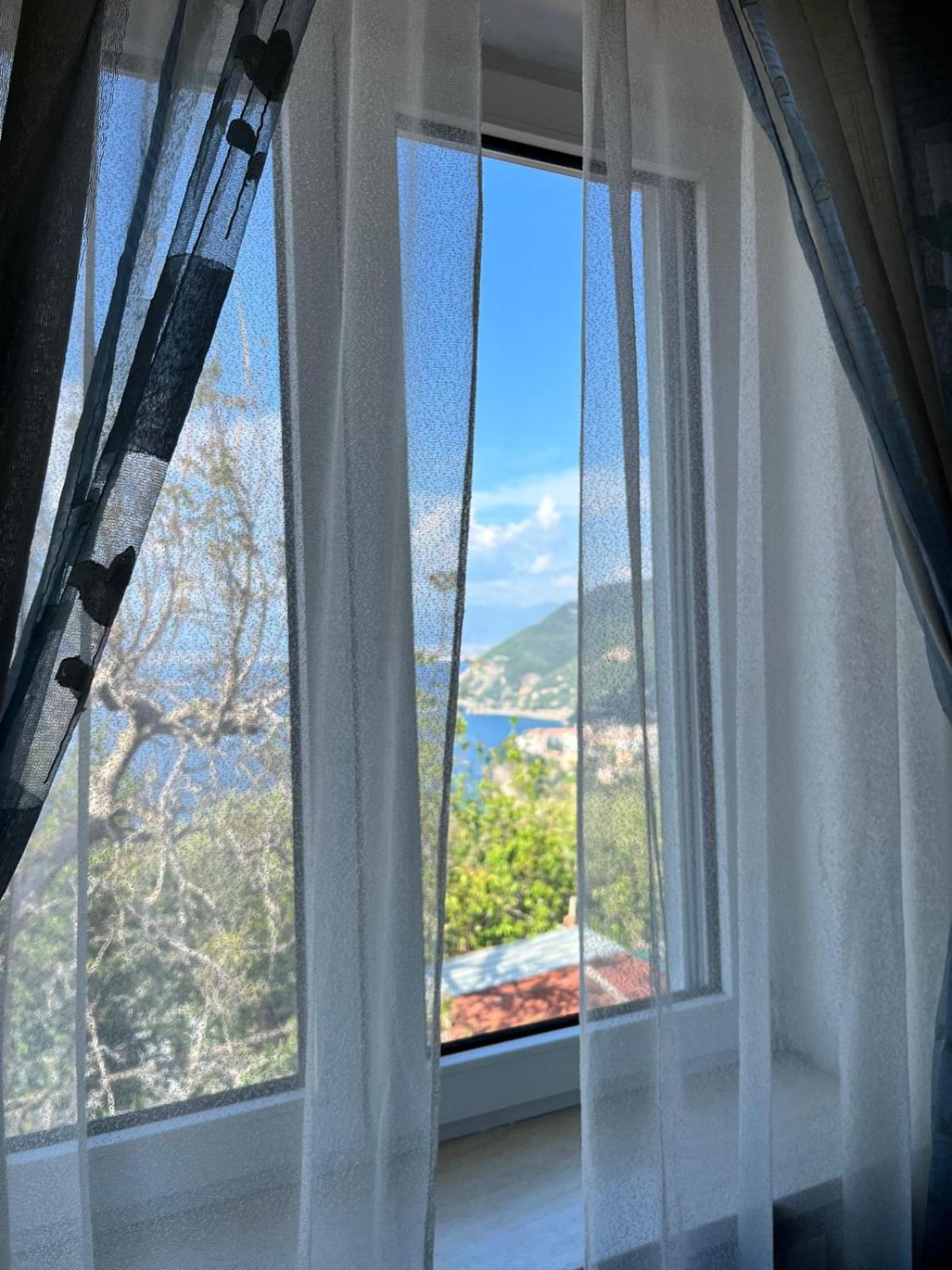Elisabeth Seaview Sorrento Coast * Vico Equense